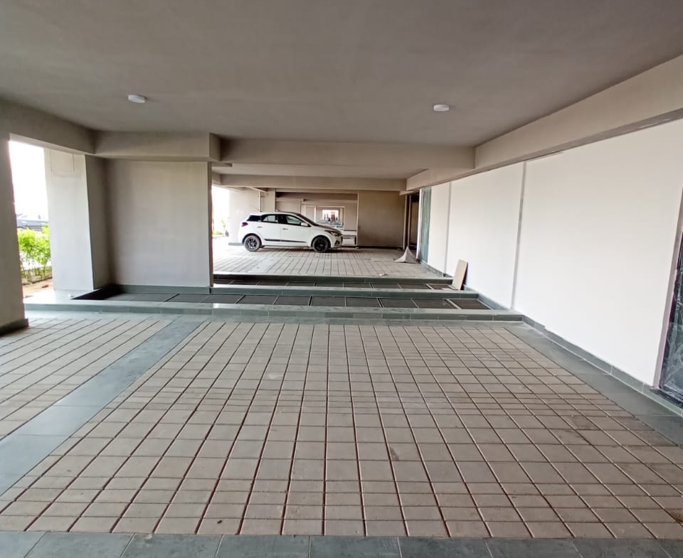 dlf garden city floors stilt parking area