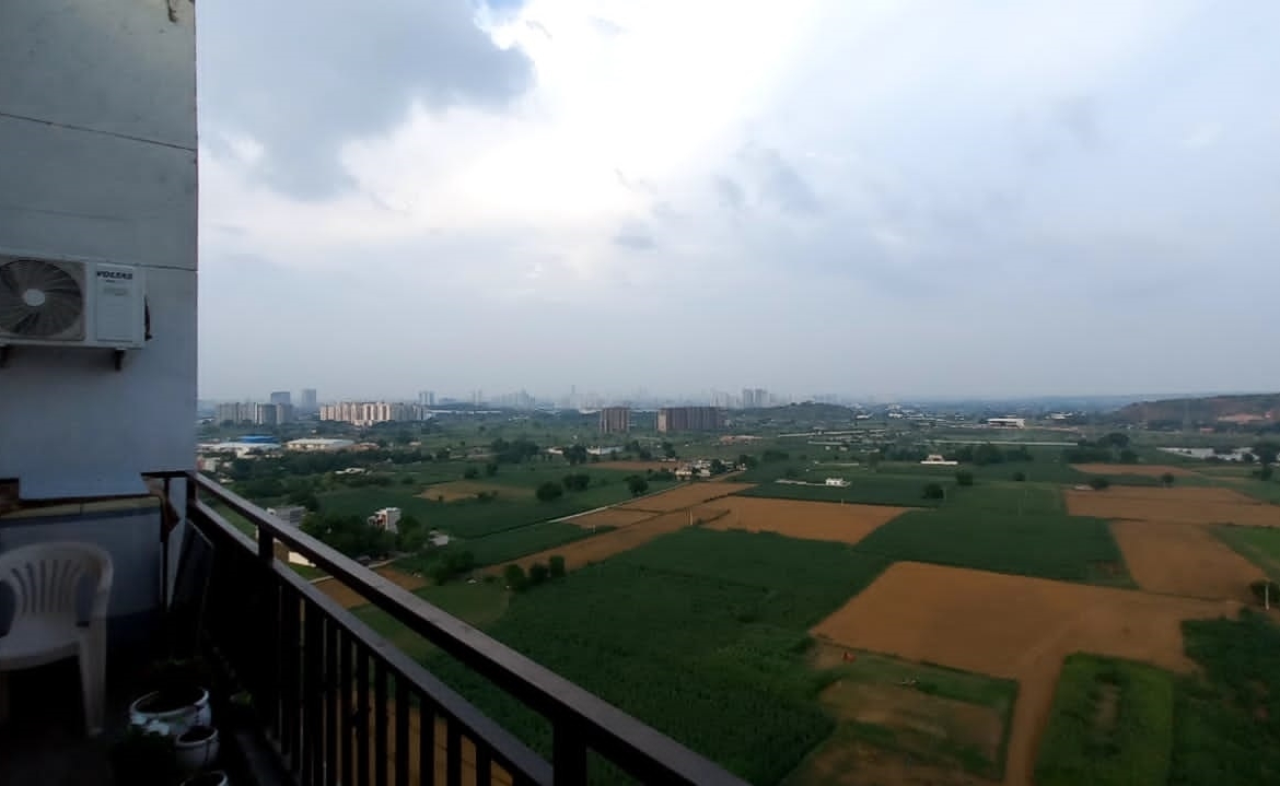 Umang Winter Hills Sector 77 Gurgaon aravali view